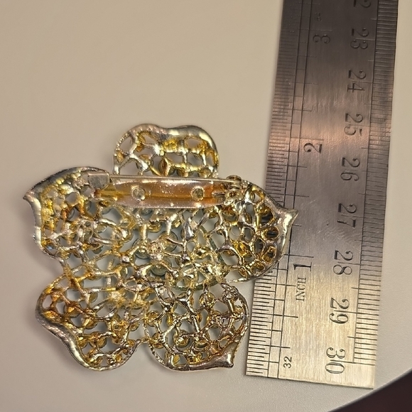 Elegant Gold and Blue Floral Brooch - Picture 4 of 4